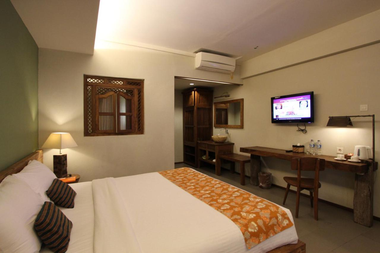 Rumah Batu Boutique Hotel Solo Cameră foto